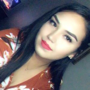 Meet your Posher, Caroline